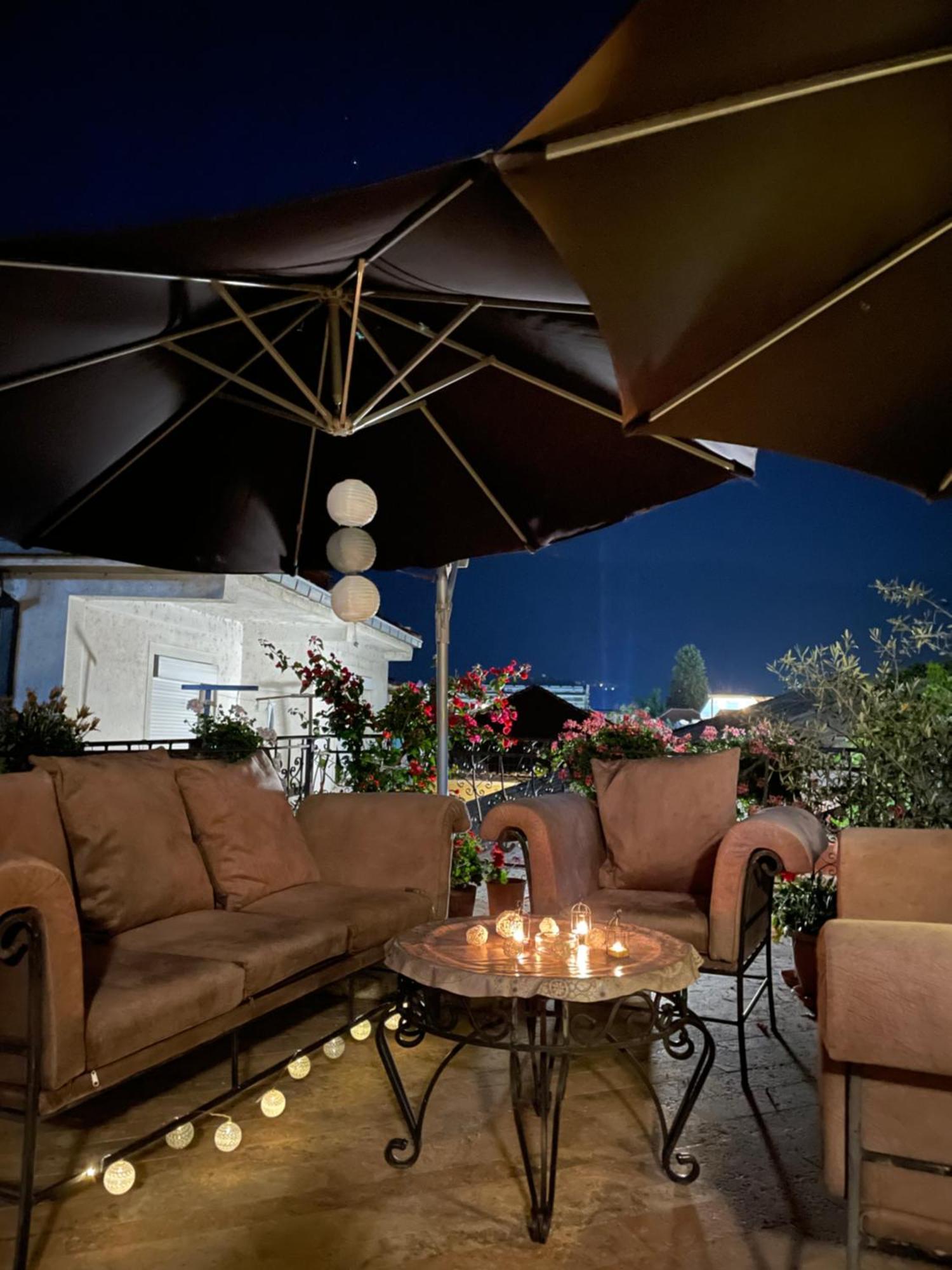 Apartments Evelyn Охрид Екстериор снимка